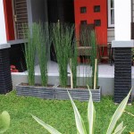 Teras Rumah Minimalis Depannya Rumput