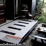 Model desain minimalis ini menampilkan b