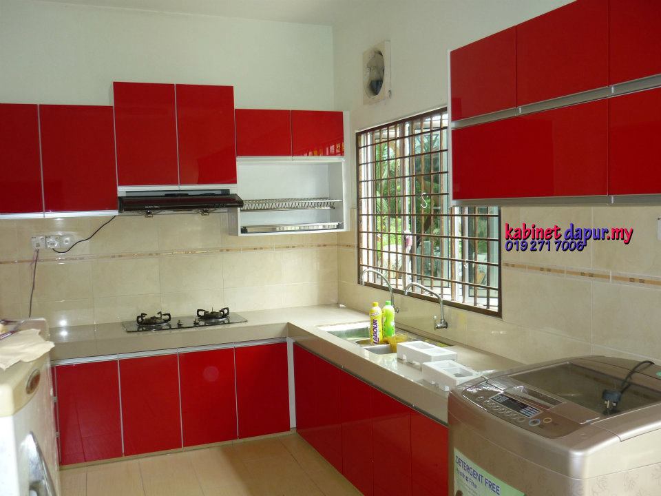 Warna Cat Dapur Merah Putih