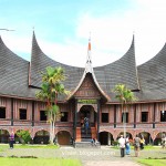 Tampak Depan Gambar Rumah Gadang