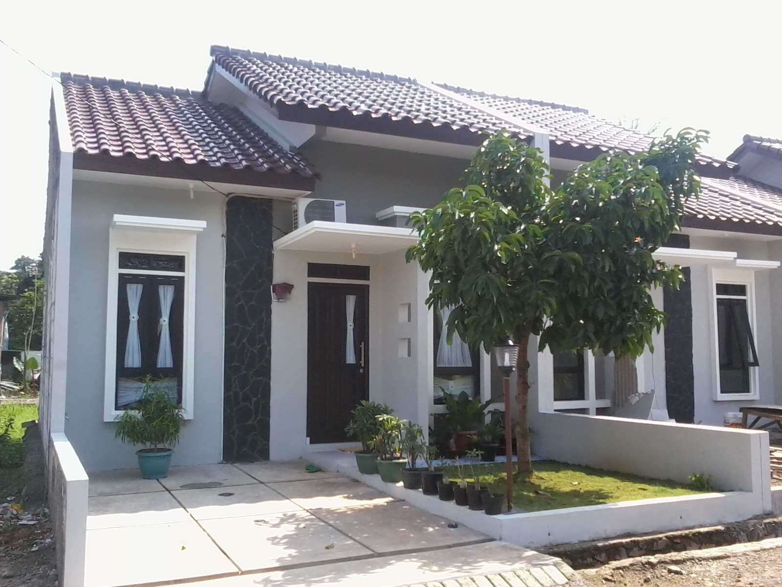 Desain Rumah Minimalis Perumahan Cantik