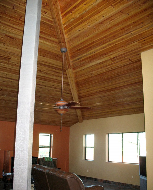 Model plafon rumah minimalis dengan kayu